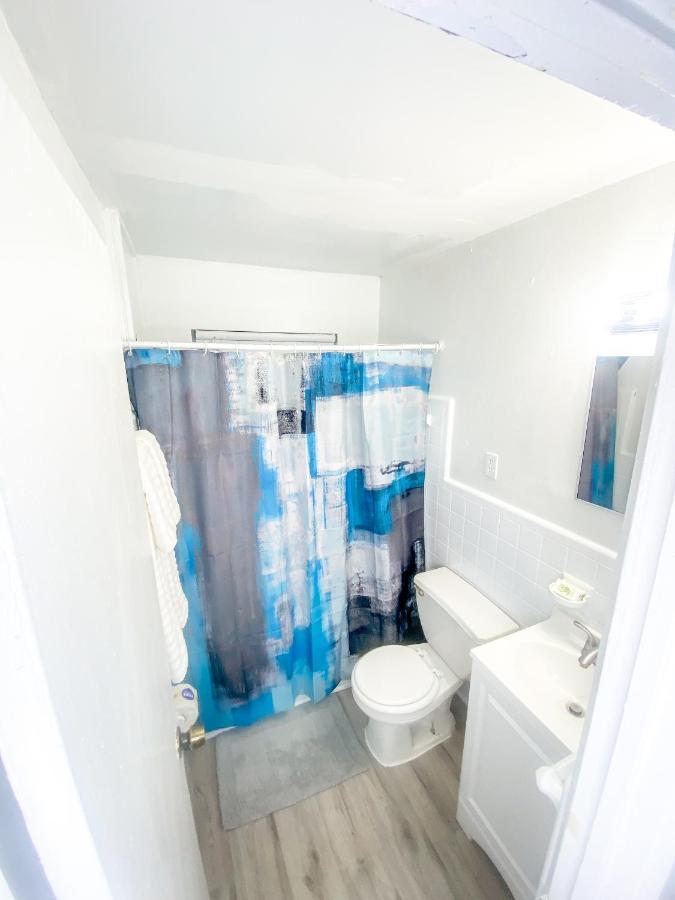 Uptown Inn & Suites St. Petersburg Dış mekan fotoğraf