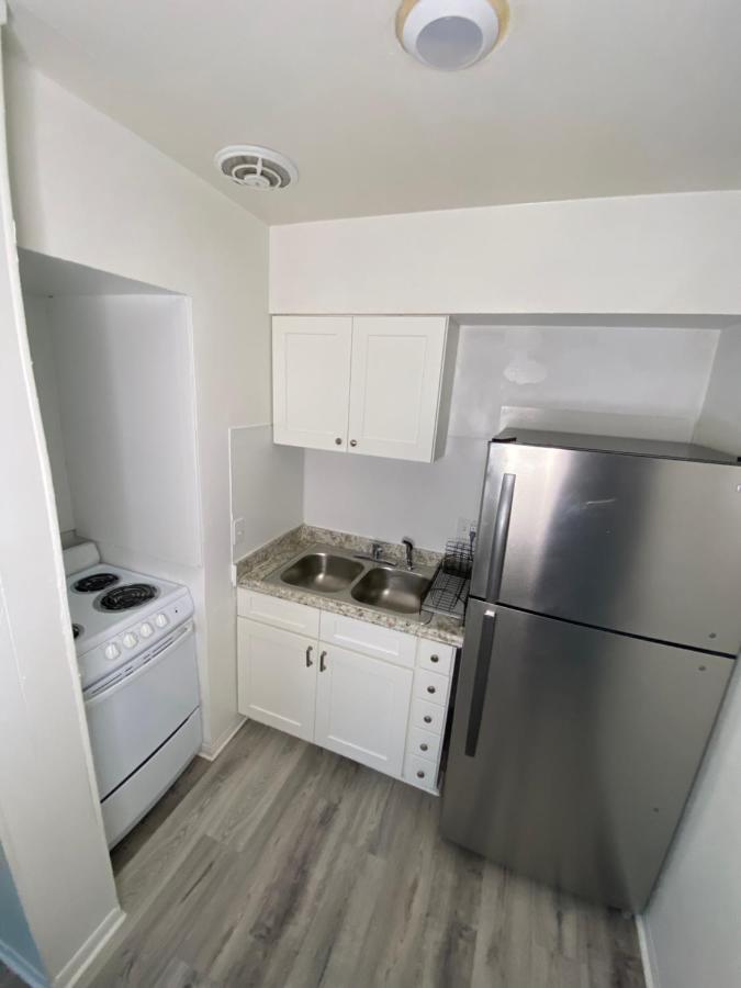 Uptown Inn & Suites St. Petersburg Dış mekan fotoğraf