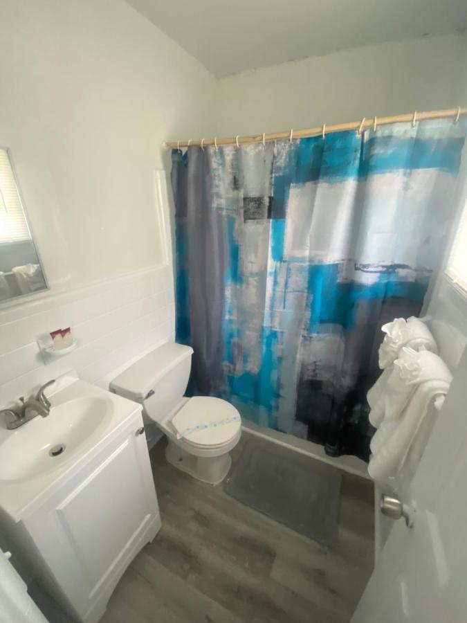 Uptown Inn & Suites St. Petersburg Dış mekan fotoğraf