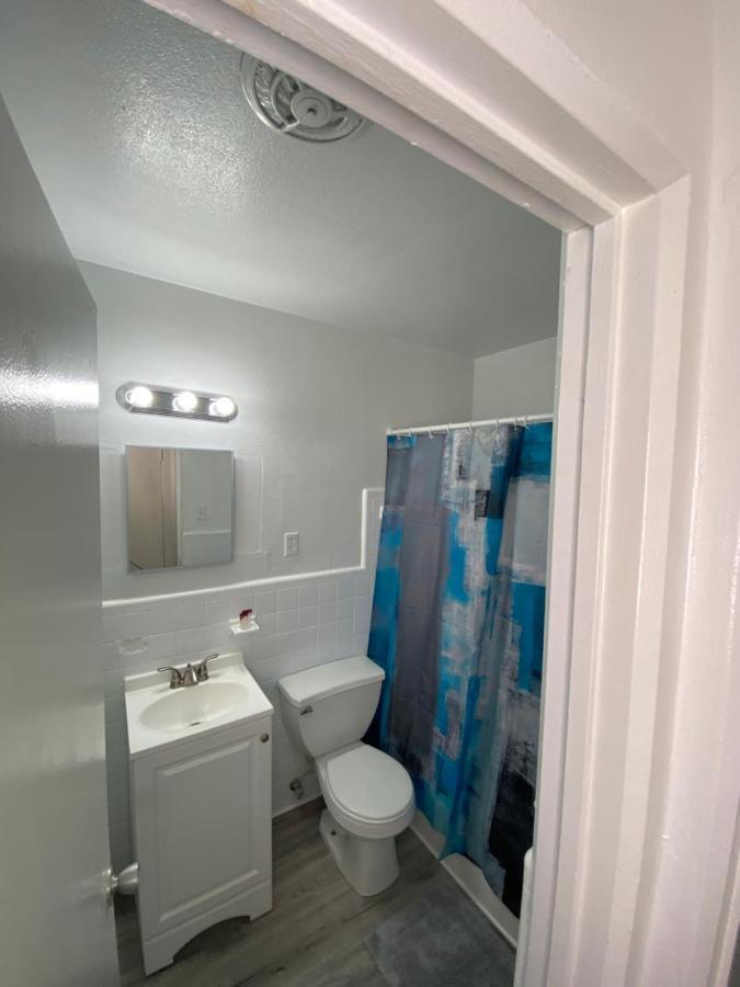 Uptown Inn & Suites St. Petersburg Dış mekan fotoğraf