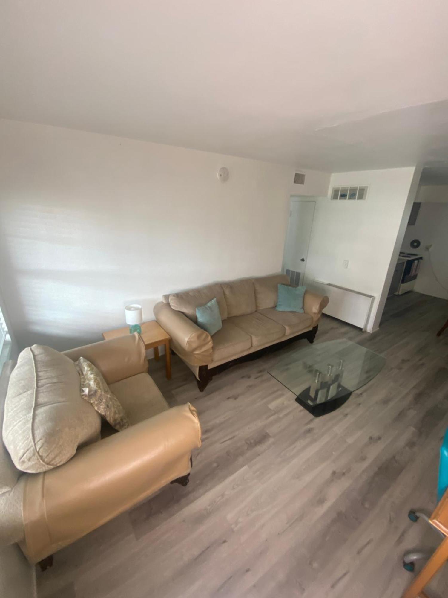 Uptown Inn & Suites St. Petersburg Dış mekan fotoğraf